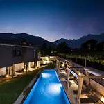 Chalet Merangardenvilla